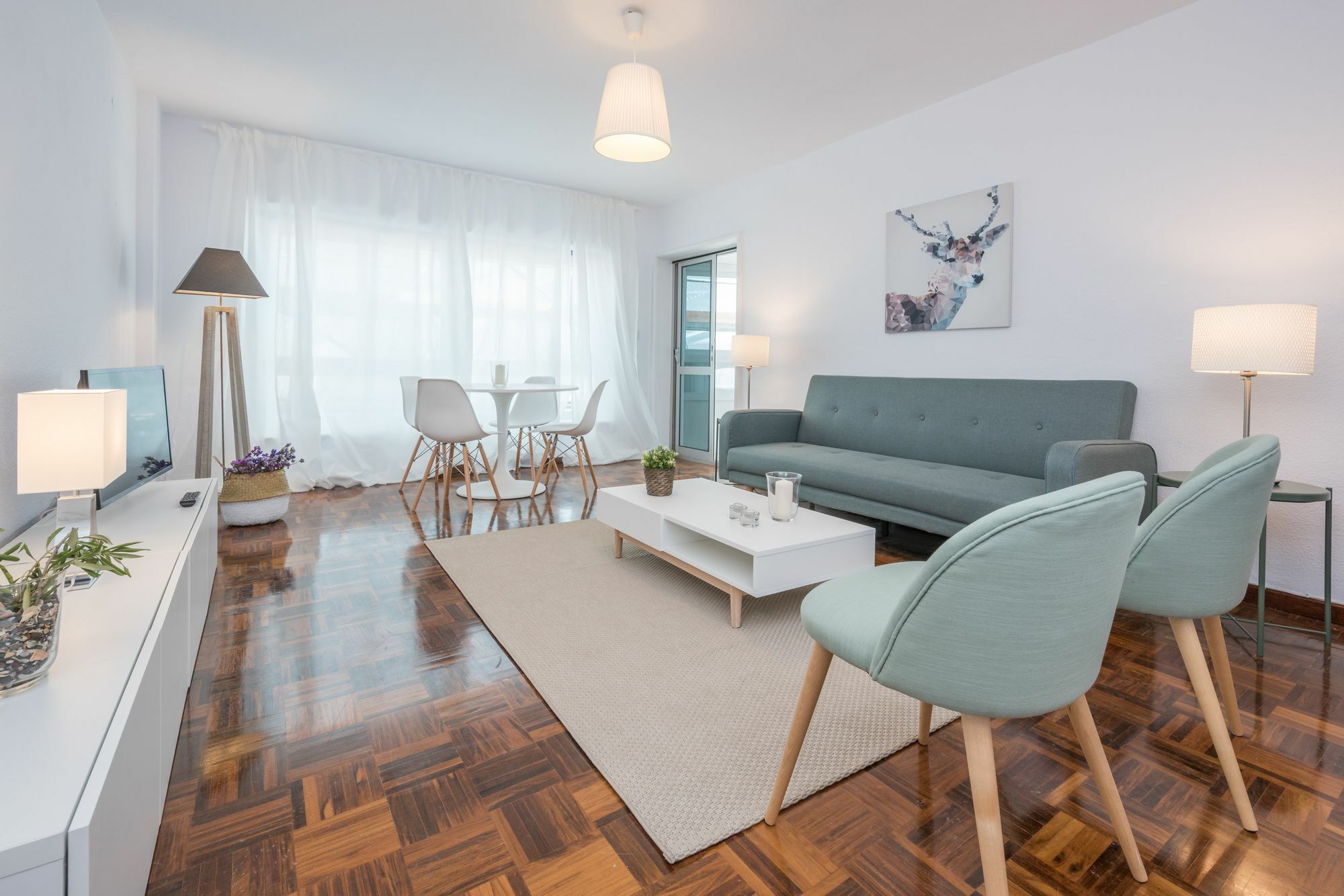 Apartamentos Paseo De La Farola Málaga Eksteriør billede